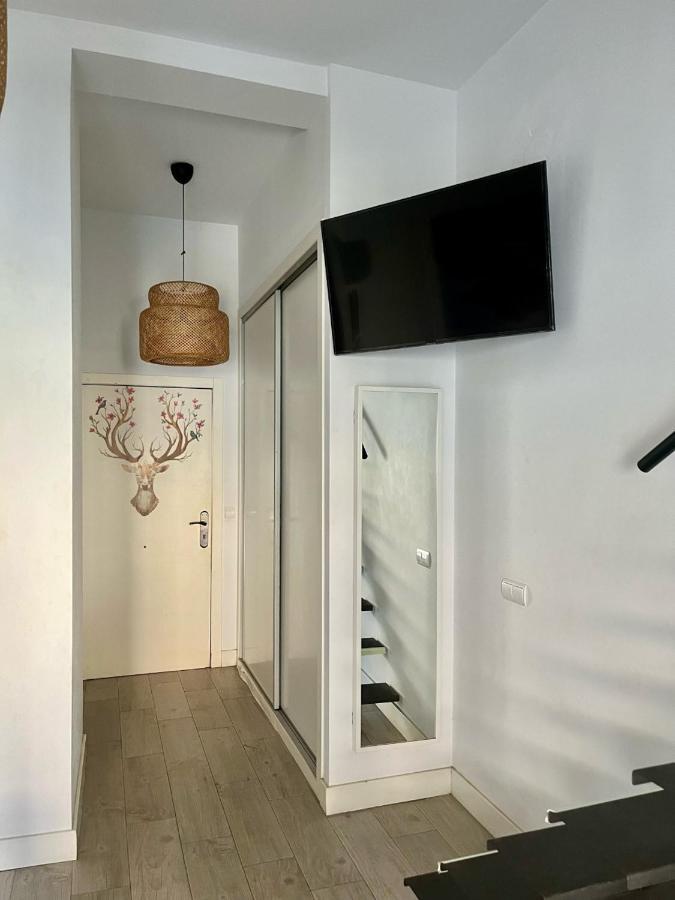Moderno Apartamento En La Nogalera ตอร์เรโมลิโนส ภายนอก รูปภาพ
