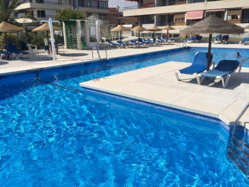 Moderno Apartamento En La Nogalera ตอร์เรโมลิโนส ภายนอก รูปภาพ