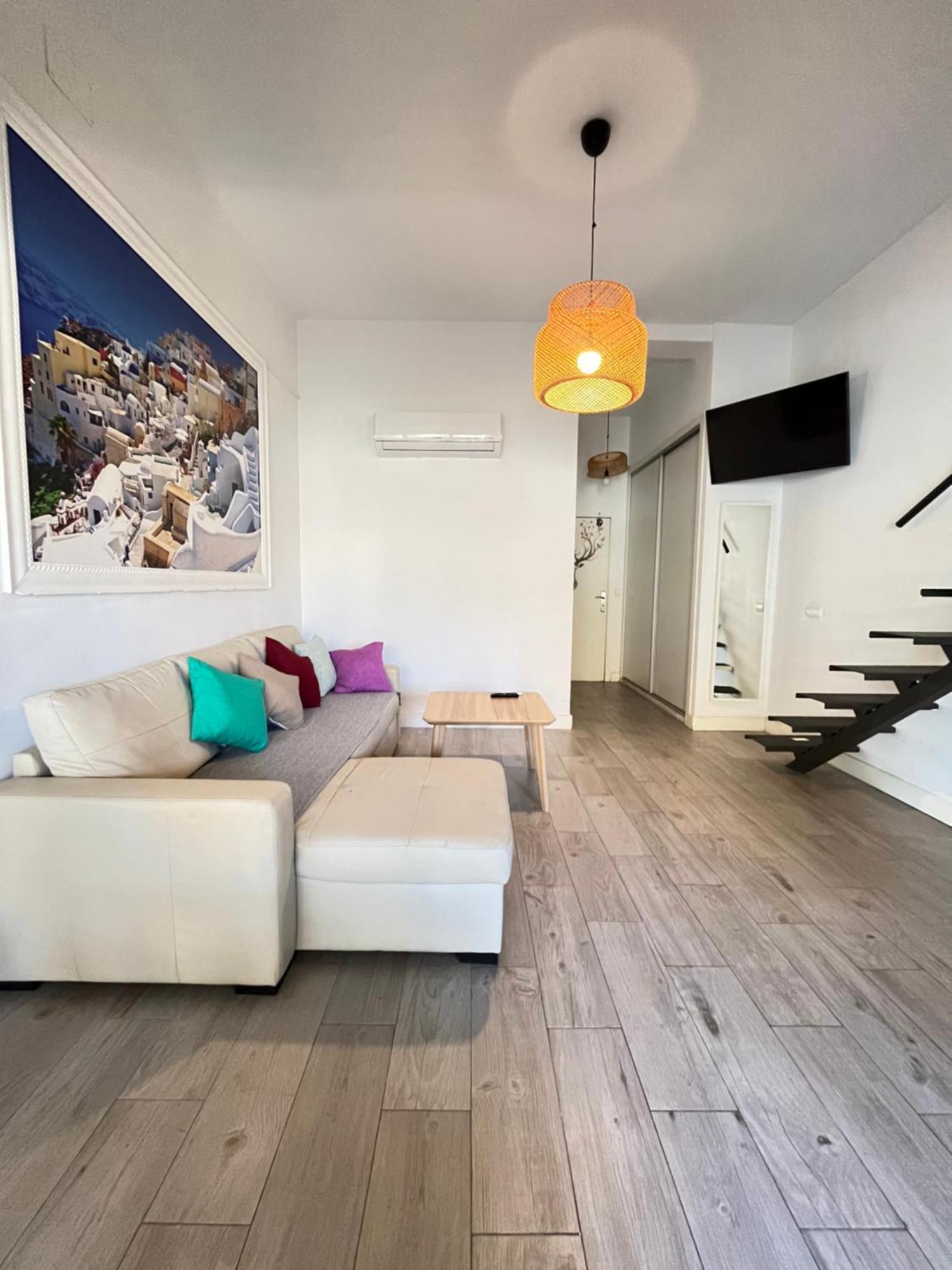Moderno Apartamento En La Nogalera ตอร์เรโมลิโนส ภายนอก รูปภาพ